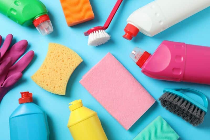 different cleaning supplies